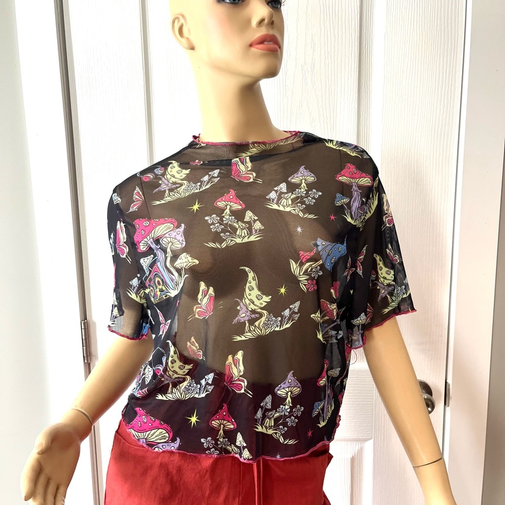 Mushroom Black Crop Top